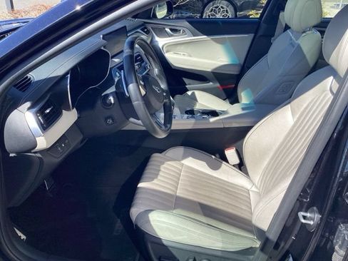 Used 2023 Genesis G70 2.0T w/ Sport Prestige Package AWD/4WD image 24