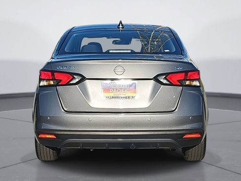 Used 2023 Nissan Versa SV image 4