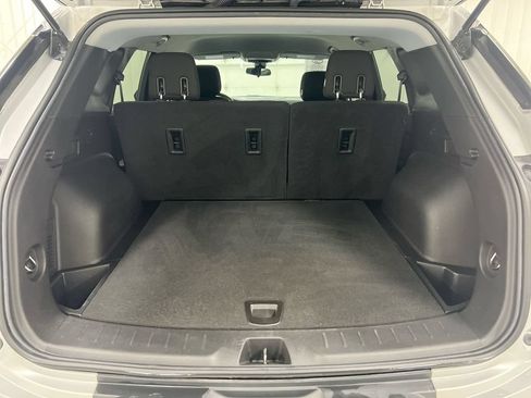 Used 2021 Chevrolet Blazer LT FWD image 23