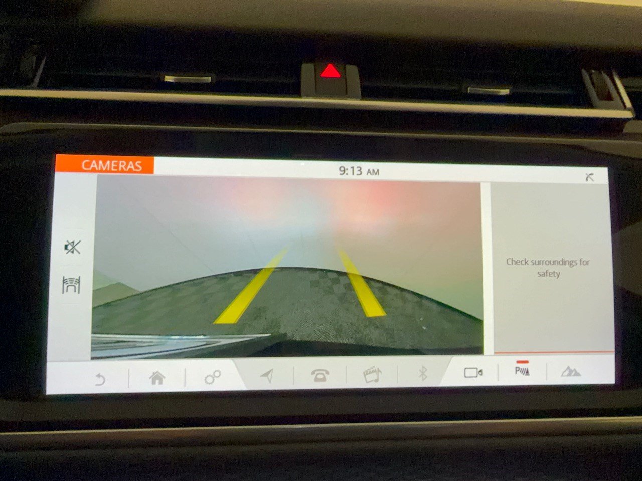Used 2020 Land Rover Range Rover Velar S AWD/4WD image 24