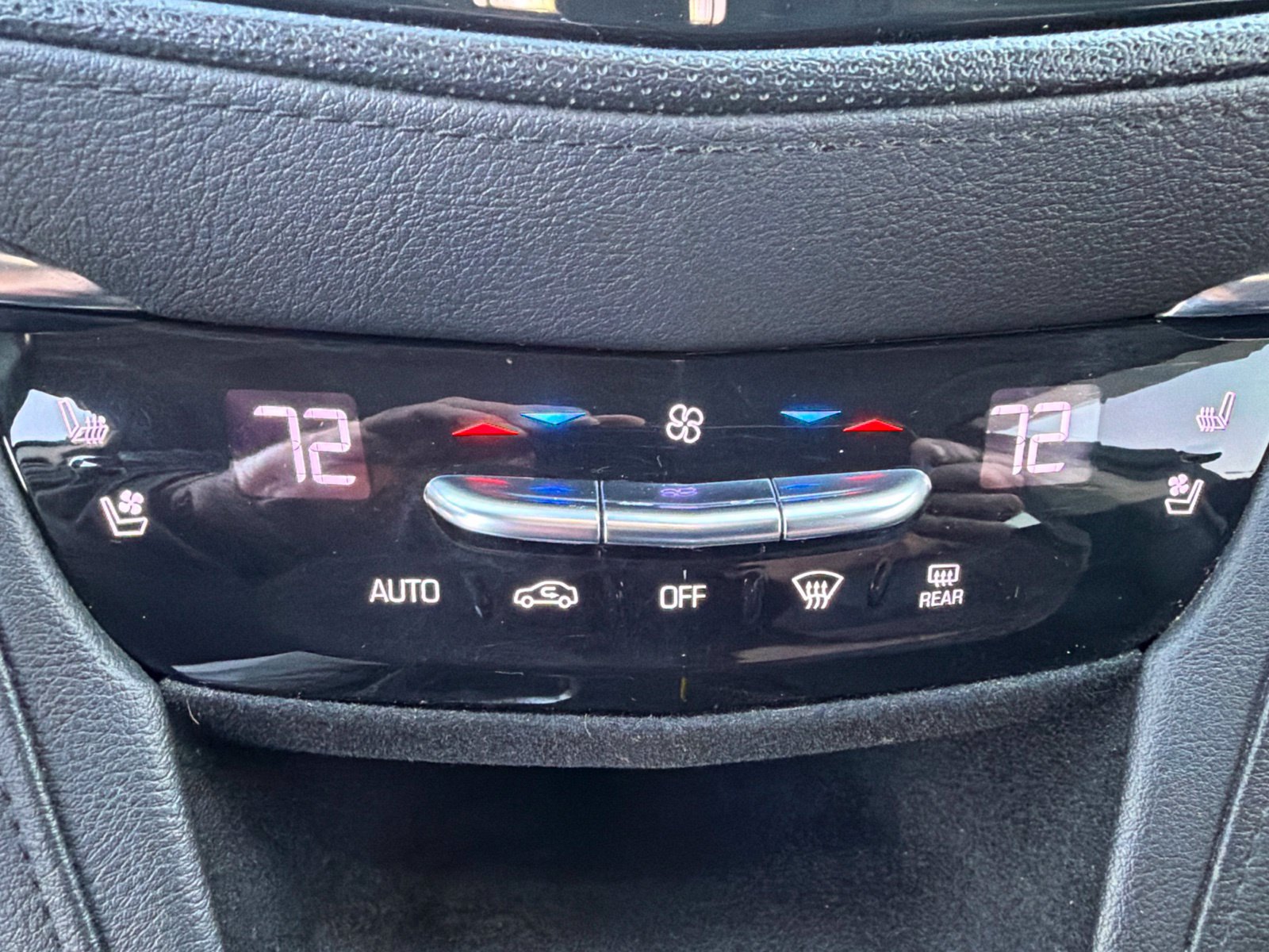 Used 2019 Cadillac XT5 Premium Luxury FWD image 27