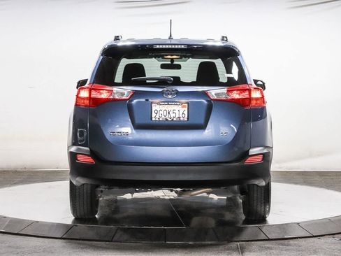 Used 2014 Toyota RAV4 LE FWD image 3
