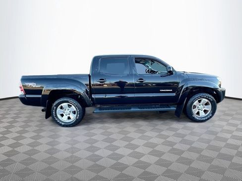 Used 2011 Toyota Tacoma PreRunner w/ TRD Sport Pkg image 4