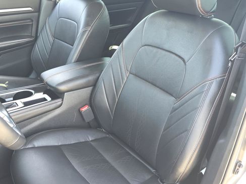 Used 2023 Nissan Altima 2.5 SR w/ SR Premium Package FWD image 12