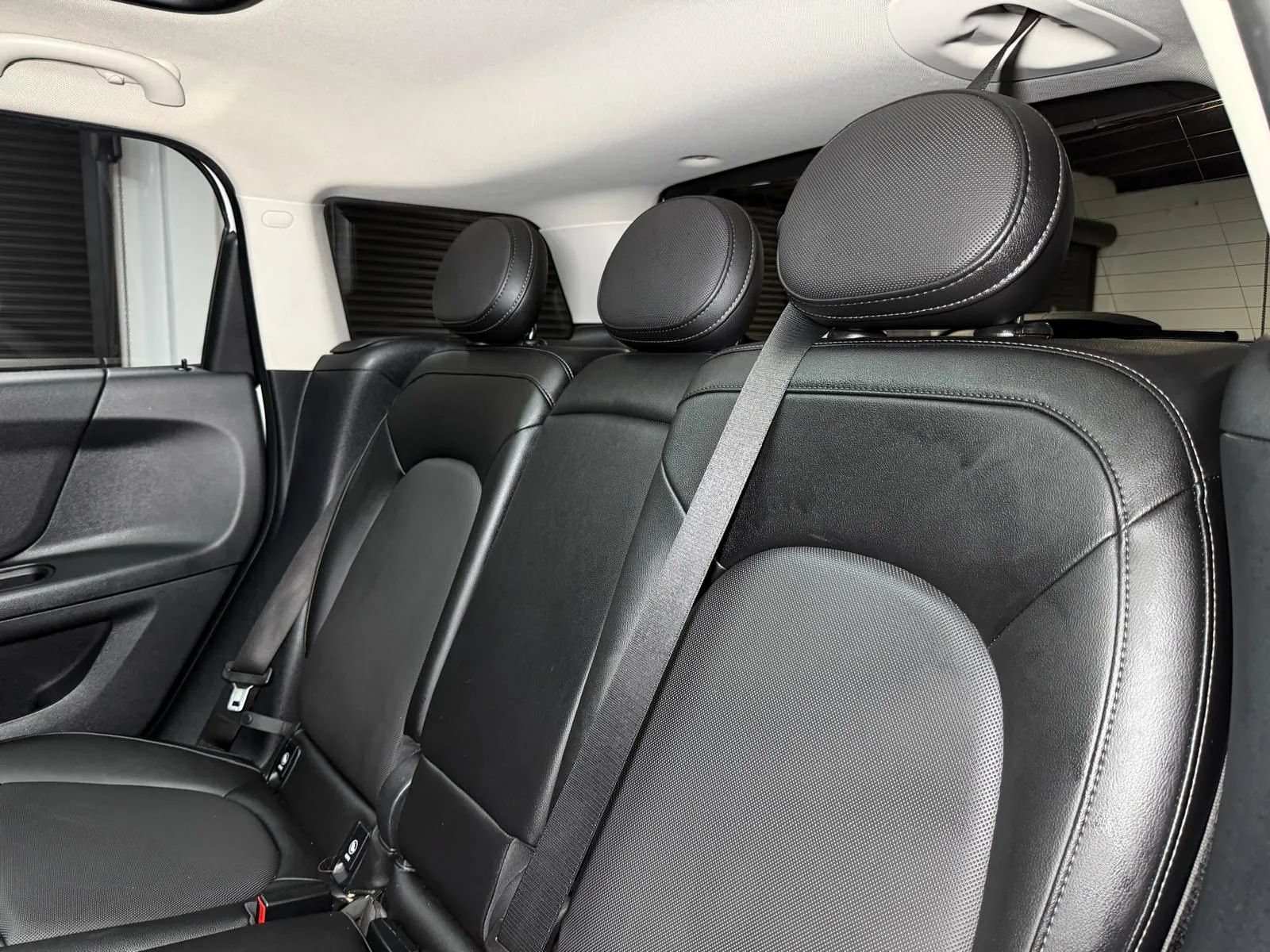Used 2018 MINI Cooper Countryman FWD image 18