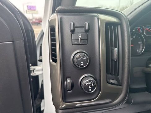 Used 2017 Chevrolet Silverado 2500 High Country w/ Duramax Plus Package image 35