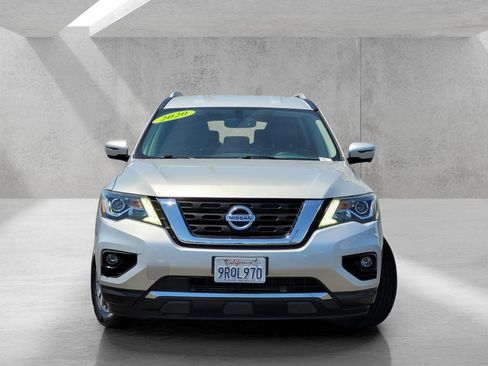 Used 2020 Nissan Pathfinder SL FWD image 2