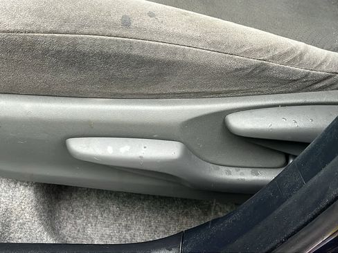 Used 2012 Toyota Prius Two image 19