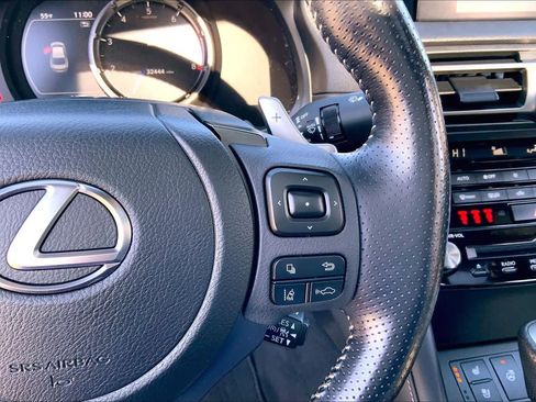 Used 2022 Lexus IS 350 F Sport image 21