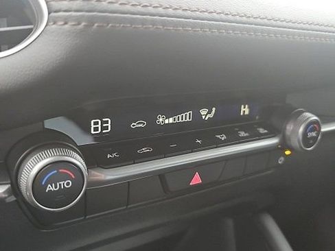 Used 2025 MAZDA MAZDA3 s image 15