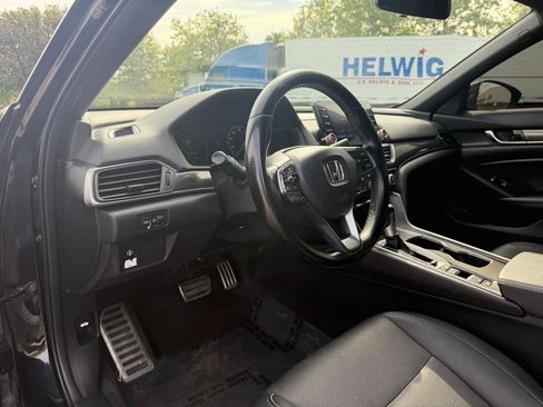 Used 2021 Honda Accord Sport image 10