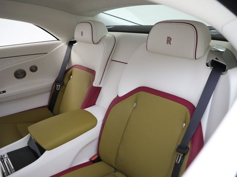 Certified 2025 Rolls-Royce Spectre w/ Spectre Launch Package AWD/4WD image 22