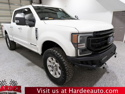 Used 2022 Ford F250 Platinum w/ FX4 Off-Road Package image 6