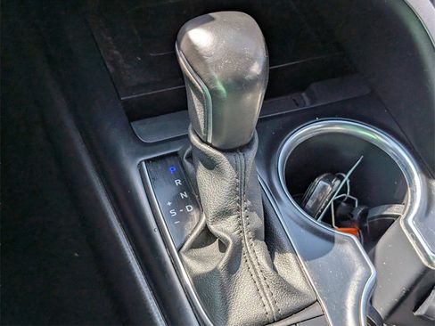 Used 2020 Toyota Camry XSE image 30