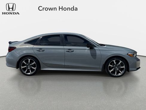 Used 2025 Honda Civic Sport Touring image 5