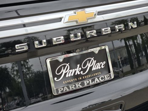 Used 2022 Chevrolet Suburban High Country w/ Max Trailering Package AWD/4WD image 40