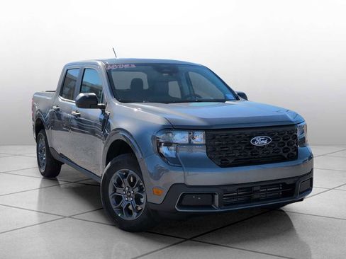 New 2026 Ford Maverick XLT image 2