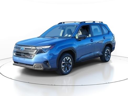 Used 2025 Subaru Forester AWD/4WD image 3