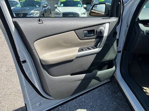 Used 2011 Ford Edge SE w/ 101A Rapid Spec Order Code FWD image 11