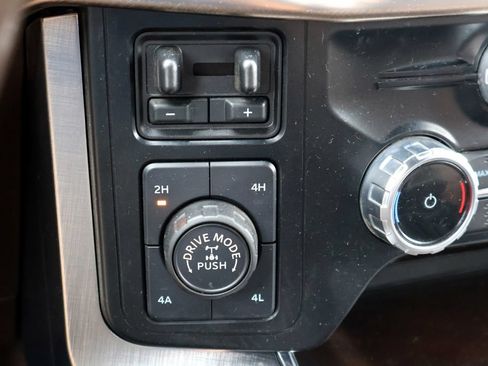 Used 2023 Ford F150 King Ranch w/ Equipment Group 601A High AWD/4WD image 8