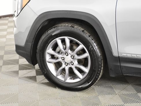 Used 2024 GMC Terrain SLT AWD/4WD image 55