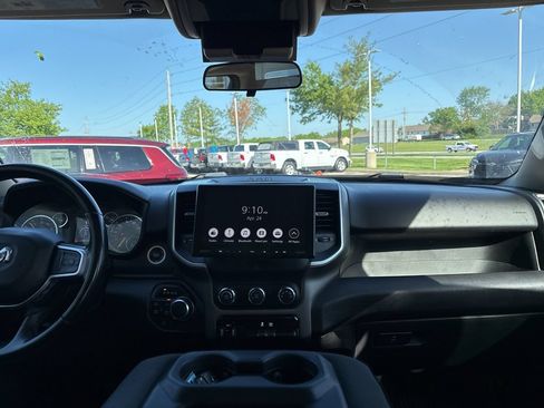 Used 2019 RAM 1500 Big Horn w/ Trailer Tow Group AWD/4WD image 3