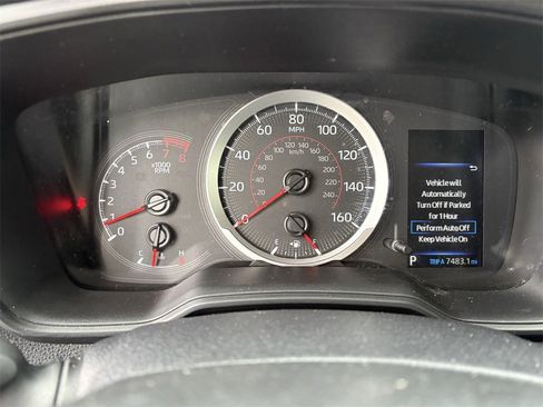 Used 2022 Toyota Corolla Cross LE image 18