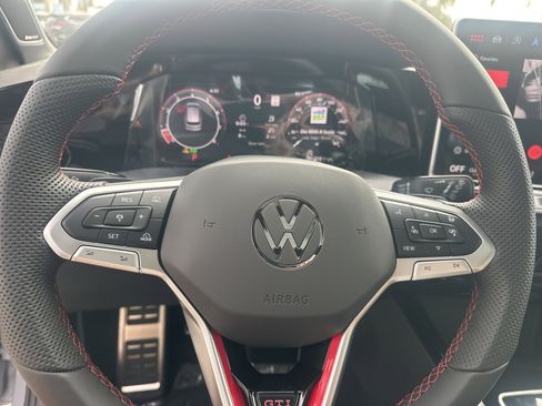 New 2026 Volkswagen GTI SE image 18