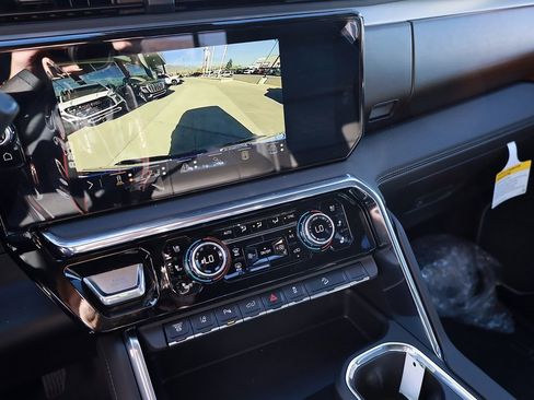 New 2026 GMC Sierra 3500 Denali w/ Technology Package image 15