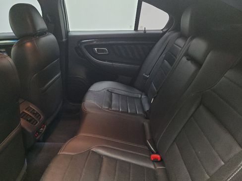 Used 2018 Ford Taurus SHO image 18