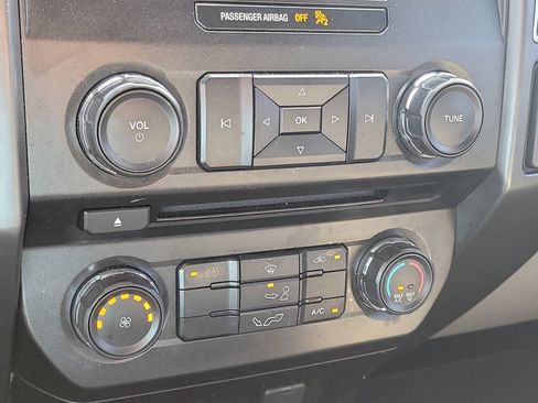Used 2018 Ford F150 XLT AWD/4WD image 21