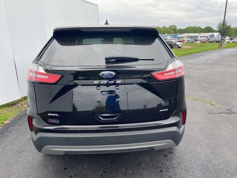 Used 2024 Ford Edge SEL image 9