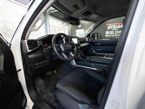 Used 2022 Toyota Tundra SR5 image 8