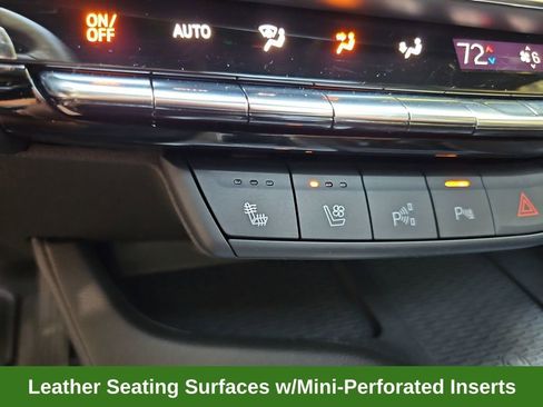 Used 2025 Cadillac CT5 Premium Luxury image 22