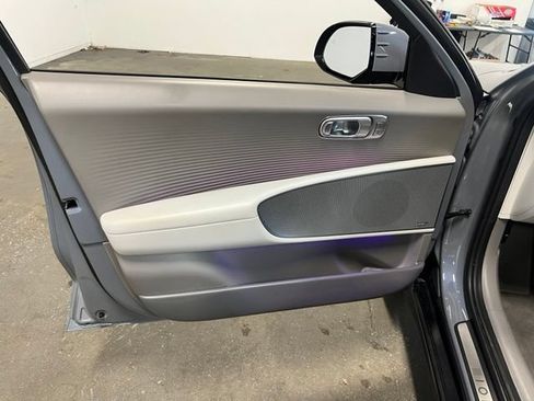 Used 2023 Hyundai Ioniq 6 Limited RWD image 25