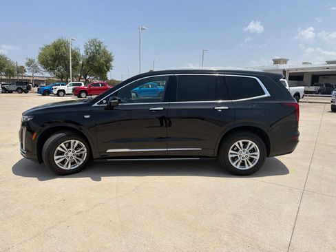 Used 2023 Cadillac XT6 Luxury FWD image 4