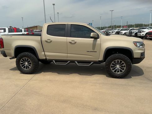 Used 2022 Chevrolet Colorado ZR2 image 9