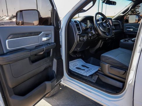 Used 2022 RAM 2500 Big Horn w/ Cold Weather Group AWD/4WD image 27