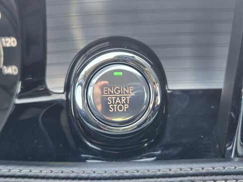 Used 2020 Lincoln Corsair FWD image 22