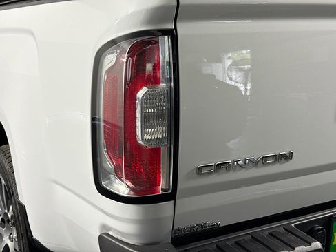 Used 2020 GMC Canyon Denali AWD/4WD image 35