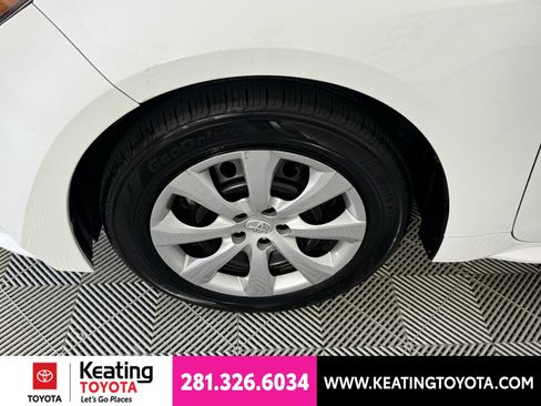 Certified 2024 Toyota Corolla LE FWD image 31