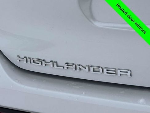 Used 2023 Toyota Highlander L image 35