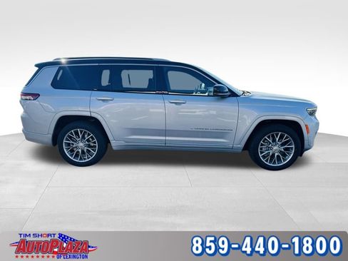 Used 2022 Jeep Grand Cherokee L Summit w/ Advanced Protech Group IV image 7
