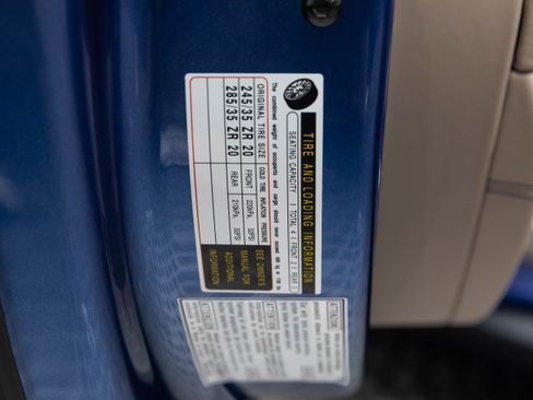 Certified 2019 Ferrari Portofino Base image 22