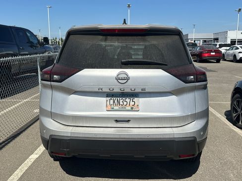Certified 2024 Nissan Rogue S FWD image 6