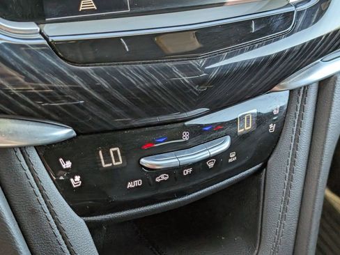 Certified 2024 Cadillac XT6 Premium Luxury AWD/4WD image 28