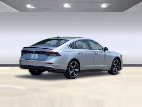 Certified 2023 Honda Accord Sport image 8