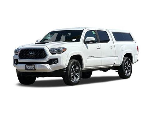 Used 2019 Toyota Tacoma TRD Sport w/ Technology Package AWD/4WD image 1