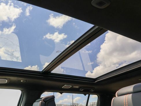 New 2026 Jeep Grand Wagoneer Summit AWD/4WD image 7