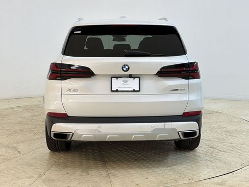 Used 2024 BMW X5 sDrive40i w/ Premium Package RWD image 10